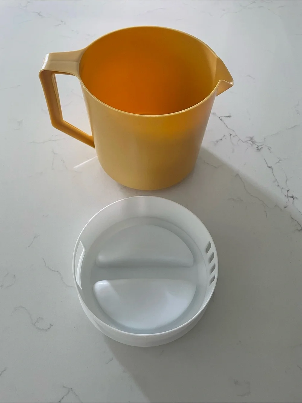 Rubbermaid plastic pitcher